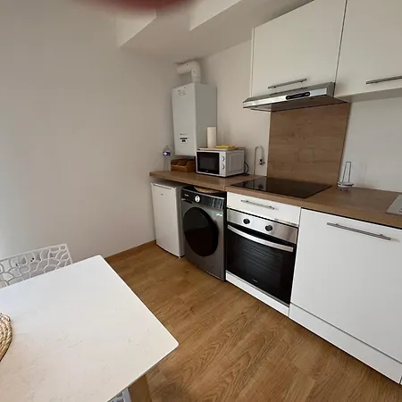 Apartman Garden And Sea In