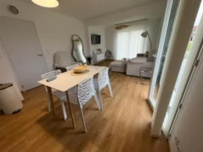 Garden And Sea In Apartman